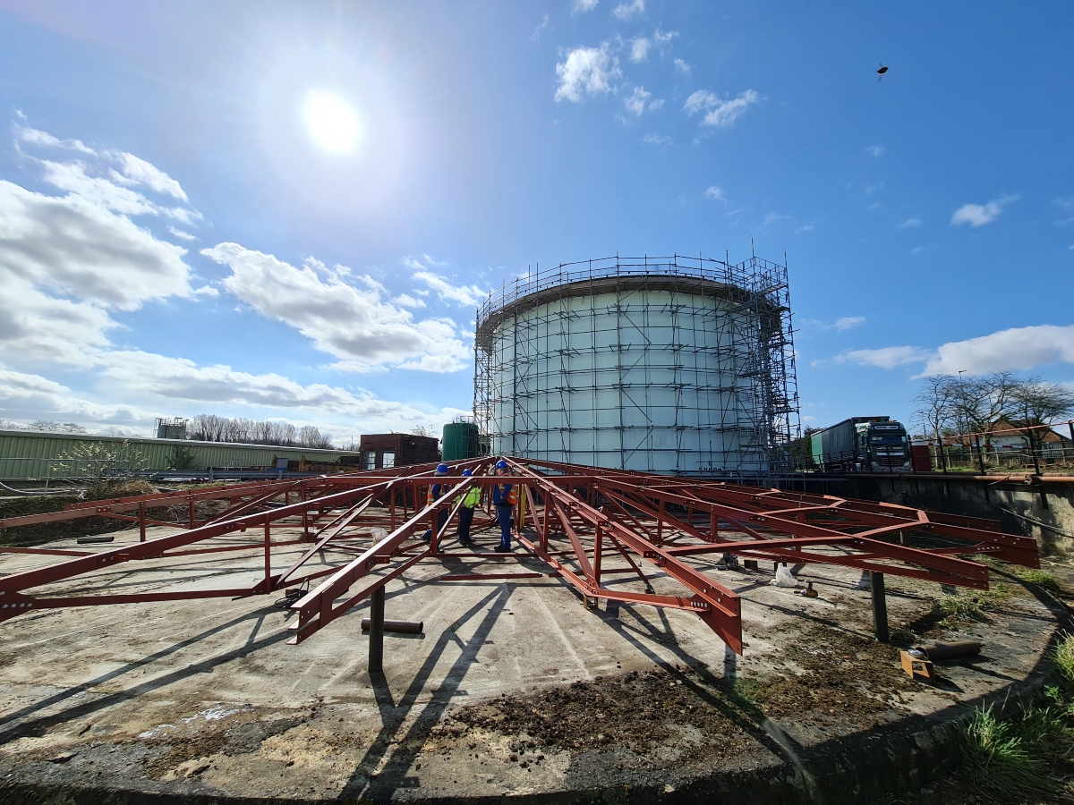 The new treatment tank roof at the CSG waste treatment facility at Cadishead.